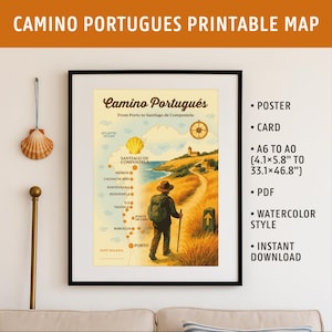 Puede incluir: Una impresión enmarcada de mapa estilo acuarela titulada "Camino Portugués" con una ilustración de un sendero. El mapa muestra la ruta de Oporto a Santiago de Compostela. La impresión está disponible como póster, tarjeta y PDF, de 10,4x14,7 cm a 84,1x118,9 cm.
