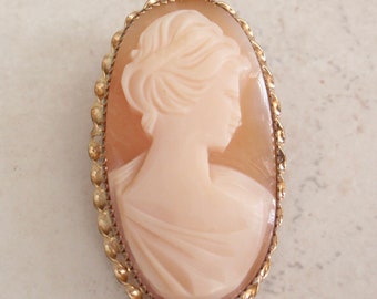 Gold Filled Cameo Brooch Pin Pendant Dual Purpose Sawtooth Setting Oblong Oval Vintage