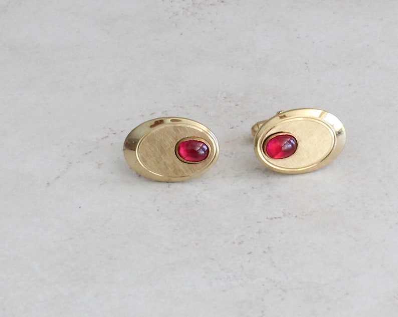 Anson Cufflinks 12KT Gold Filled Oval Matte Shiny Ruby Red Cabochon Vintage