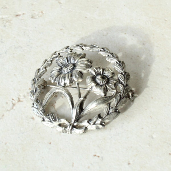 Floral Wreath Brooch Pin 925 Sterling Silver Two Flowers Petals Leaves Round Circle Vintage