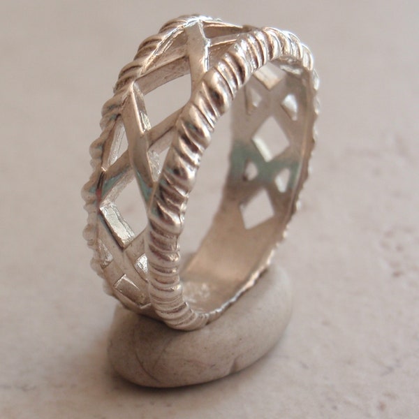 Sterling Silver Band Ring X Kisses Lattice Criss Cross Size 6 3/4 Vintage