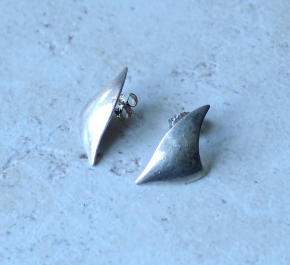 Sterling Silver Triangular Earrings Sail Shape Li… - image 1