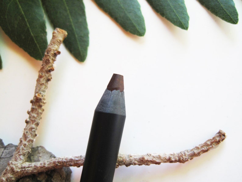 Roasted Coffee Natural Mineral Eye Liner Pencil imagem 2