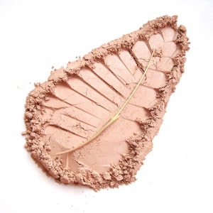 Sand Dune - Pure and Natural Mineral Eye Shadow