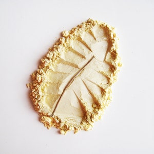 Buttercup - Pure and Natural Mineral Eye Shadow