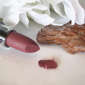 Magnolia - Natural Mineral Lipstick
