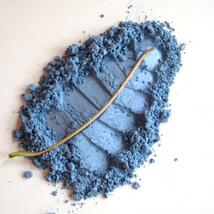 Waterfall - Pure and Natural Mineral Eye Shadow