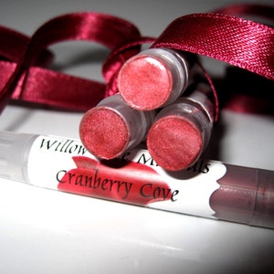 Cranberry Cove All Natural Mineral Lip Shimmer image 1