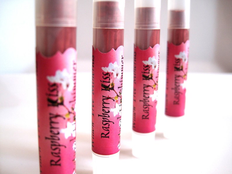 Raspberry Kiss All Natural Mineral Lip Shimmer image 2