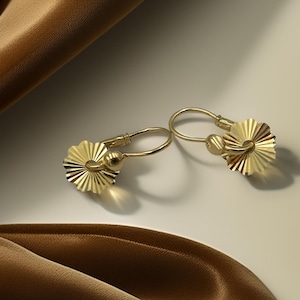 14K Solid Gold Flower Drop Earrings – Vintage Style Dangle Earrings with Ear Wire, 2.5cm Floral Gold Jewelry, Handmade Gift for Her