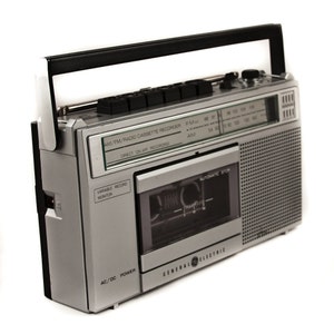 ON SALE Vintage Cassette Tape Player Recorder Radio Geek Chic image 4