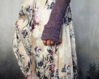 Lovey Frolic Arm Warmers, tricotés à la main dans un mélange de laine douce fil violet chiné, chauffe-poignets, mitaines sans doigts, gantelets, prêt-à-expédier