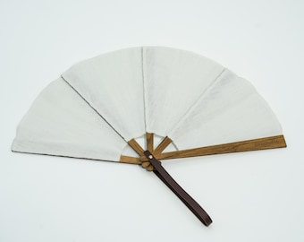 Abanico de lino Calma color blanco roto, abanico para novia, abanico para bordar