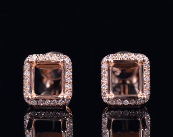 This Detailed Screw Earrings Semi Mount can fit 6x6mm emerald Cut center stone, accented with small Moissanite diamonds.