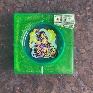 stoner gorilla ashtray