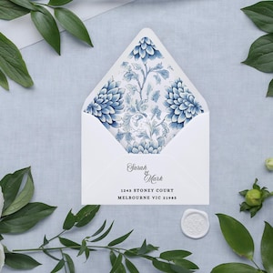 Blaue Blumen Umschlag Vorlage, A7 Hochzeit Umschlag Insert, bearbeitbare Canva Vorlage, druckbare elegante Hochzeit Briefpapier - WED03