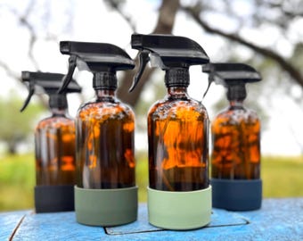 Botella rociadora de vidrio ámbar de 16 oz, recargable, con gatillo rociador, funda de silicona, presentación minimalista, bonita botella, limpiador casero, vidrio reutilizable.