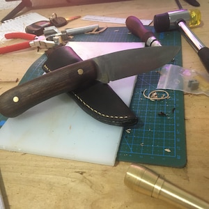 Handmade Full-Tang Outdoors Knife for Hunting or Bushcraft.