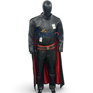 Disfraz de cosplay de Moff Gideon S3: traje de cuero, capa, cinturón y botas