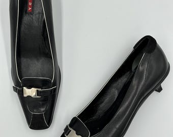 Prada leather pumps heels