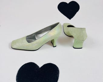 90&#39;s 00&#39;s y2k square toe mint metallic heels shoes curved wide heel silver pastel green suede striped Proxy pumps Made in Spain size 6 1/2