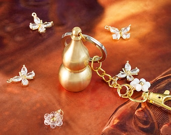 Feng Shui Wu Lou Gourd With Flower and Butterfly Keychain