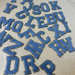 Parche de letras de chenilla para planchar, parche de letras de chenilla de varios colores, bordado de alfabeto de moda para planchar, parches de letras de chenilla.