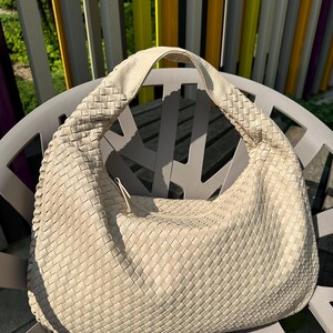 Grand sac à main tissé pour boulettes, sac hobo en cuir pour femme, cadeau de luxe pour mère, sac à bandoulière tissé, fourre-tout en cuir végétalien, sacs souples, sac à nœuds tissés