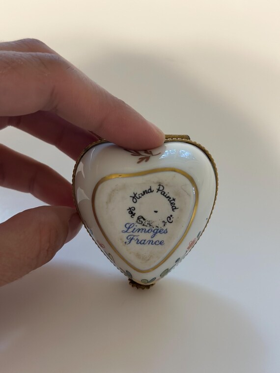 Vintage Heart-Shaped Limoges France Hand-Painted Porcelain Trinket Box View 6