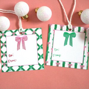 Aquarell Schleife Girlande und Gitter Geschenkanhänger Set | Illustrierte wunderliche saisonale Kokette Grandmillenial Weihnachtsgeschenkverpackung