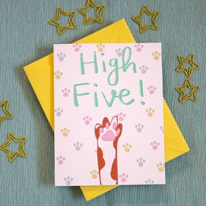 Carte de voeux « High Five » patte de chat | Carte de voeux vierge illustrée amusante pour l'obtention du diplôme, des félicitations, des encouragements, des remerciements ou toute autre occasion