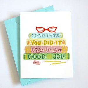 Tarjeta de felicitación con pila de libros / Tarjeta en blanco ilustrada con tema de biblioteca vintage para felicitaciones, graduación, amantes de los libros
