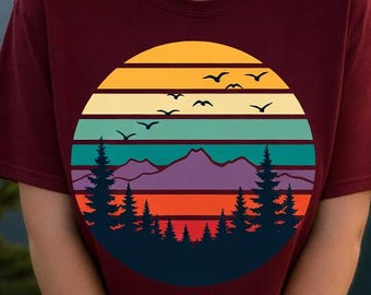 Camiseta retro con estampado de puesta de sol en el bosque, regalo vintage para amantes de la naturaleza, camiseta con estampado de montaña, camiseta para aventuras al aire libre, ropa para acampar y hacer senderismo.