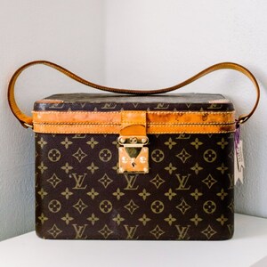 Louis Vuitton Vintage Monogram Train Case – Amarcord Vintage Fashion