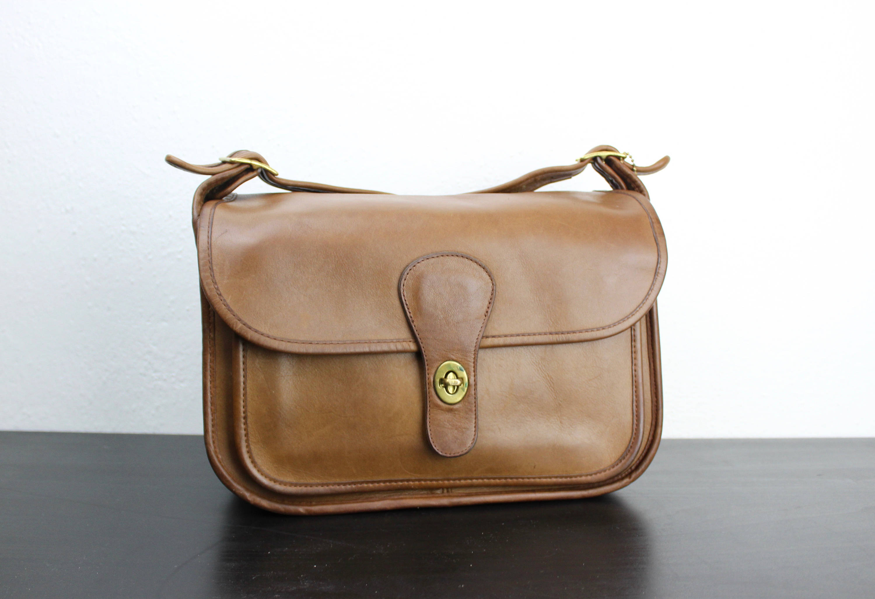 minneapolis vintage coach purse minneapolis vintage coach purse