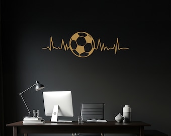 Arte mural moderno de metal con forma de corazón de fútbol – Decoración deportiva