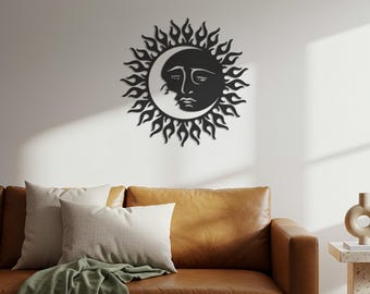 Arte mural metálico con rostros de sol y luna negros, decoración celestial boho