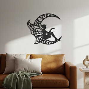 Fee sitzt auf Mondsichel Metall Wandbild – wunderliches Silhouette Zeichen für Schlafzimmer, Kinderzimmer, Garten, oder magisches Außen- und Innendekor