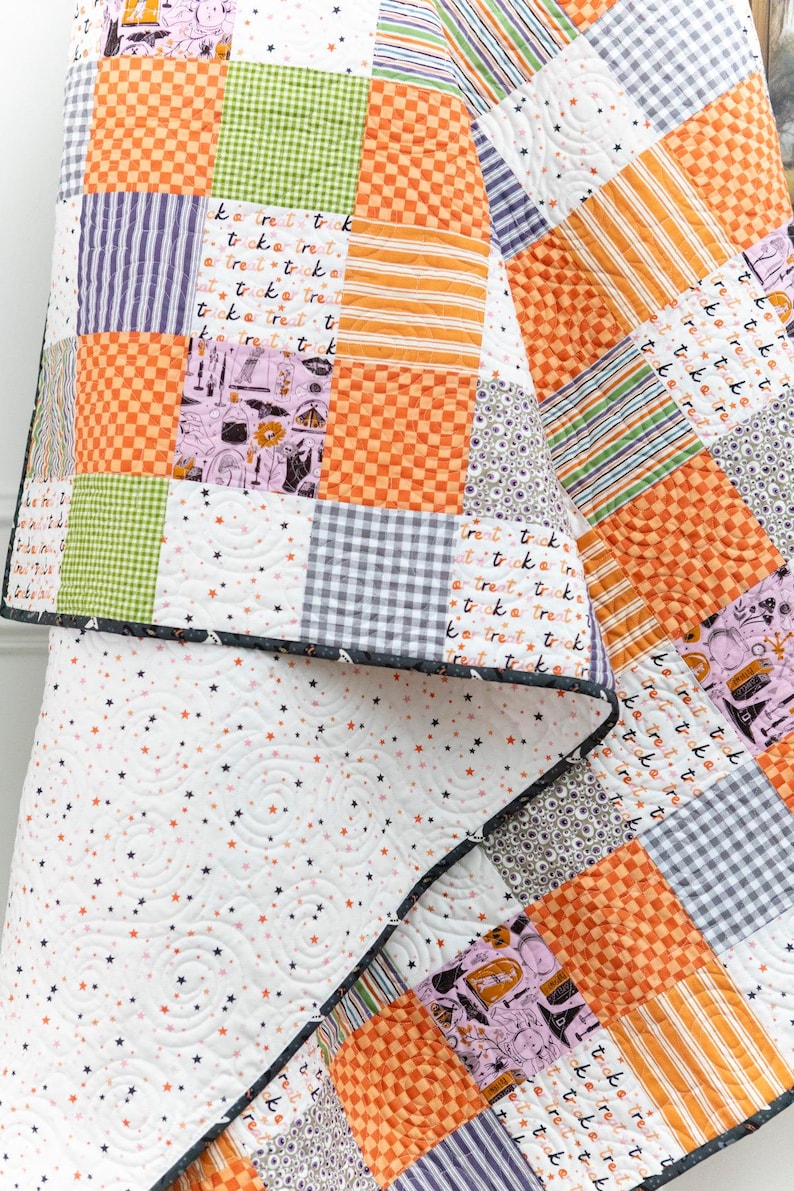 Scrappy Halloween Easy to Make Picnic Quilt Kit for Beginners - Etsy