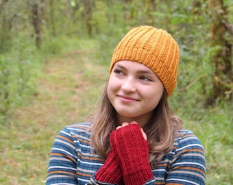 Borderline Hat & Mitts | PDF knitting pattern