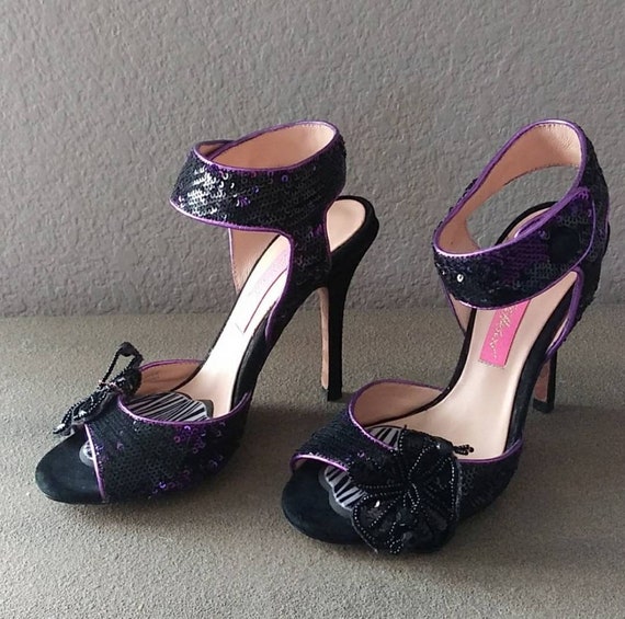 betsey johnson purple heels