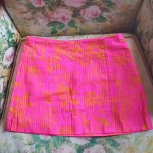 LILLY PULITZER Pink and Orange Hawaiian Inspired Short Skirt. Size 4