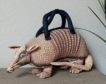 New Vintage! ACCOUTREMENTS Plush Armadillo Handbag Purse. Adorable!!