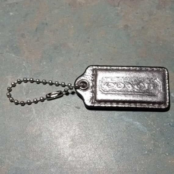 COACH シルバー レザー キーホルダー COACH Silver Leather 2