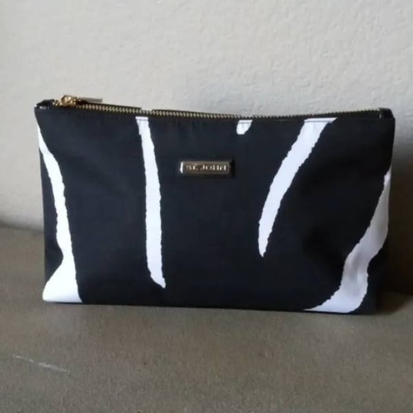 NEW Old Stock - St John Zebra Print Cosmetic/ Make-up / Toiletries Travel Bag.