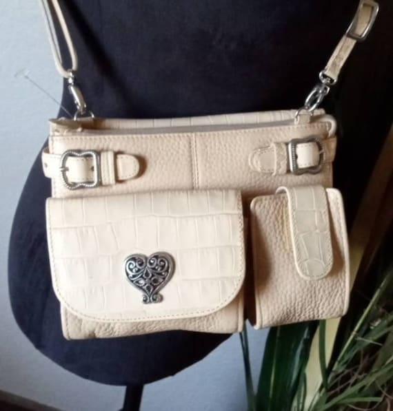 CROSSBODIES by New Vintage Handbags