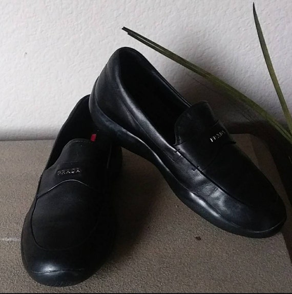 Vintage PRADA women's Black Linea Rossa Loafers. S