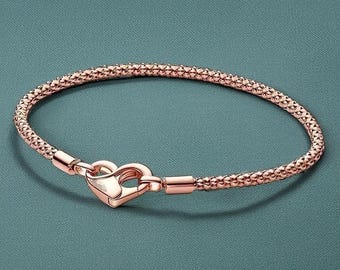 ローズゴールドのハートブレスレット：ミニマルなデザイン、彼女へのギフト