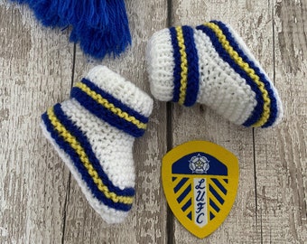 Leeds United Baby Booties. Newborn to 6 Months. Hand Knit Baby Boots. Unisex Bootees. Football Boot Gift for LUFC Fans. Baby Keepsake. MOT