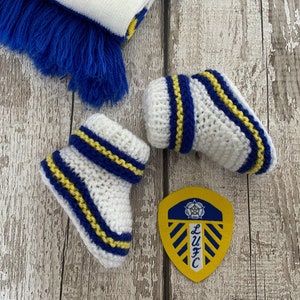 Leeds United Baby Booties. Newborn to 6 Months. Hand Knit Baby Boots. Unisex Bootees. Football Boot Gift for LUFC Fans. Baby Keepsake. MOT